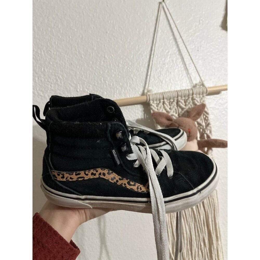 Vans - Picture 2 of 3